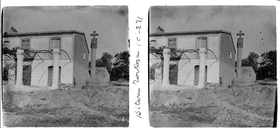 Creu de terme a Tortosa