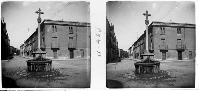 Creu de terme font a Terrassa