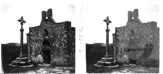 Creu de terme i santuari de Bruguers