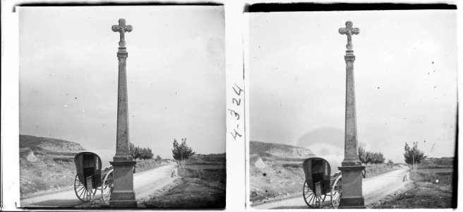 Creu del 1824 al camí de Roda de Ter