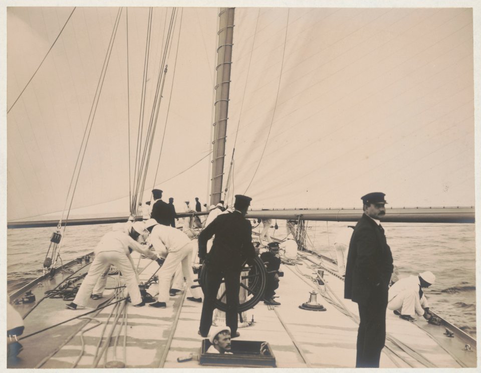 Crew handling the spinnaker on the yacht Reliance, winner of 1903 America's Cup LCCN2007682237