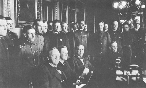 Crew of the NC-4 in Navy Cross award ceremony photo