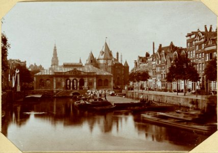 De Geldersch Kade, ziende op de Vischmarkt en op het groote Vischvlot photo