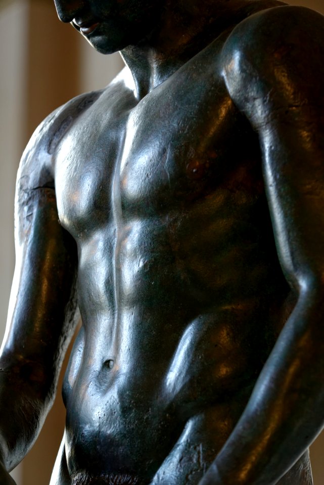 Croatian Apoxyomenos Louvre n05