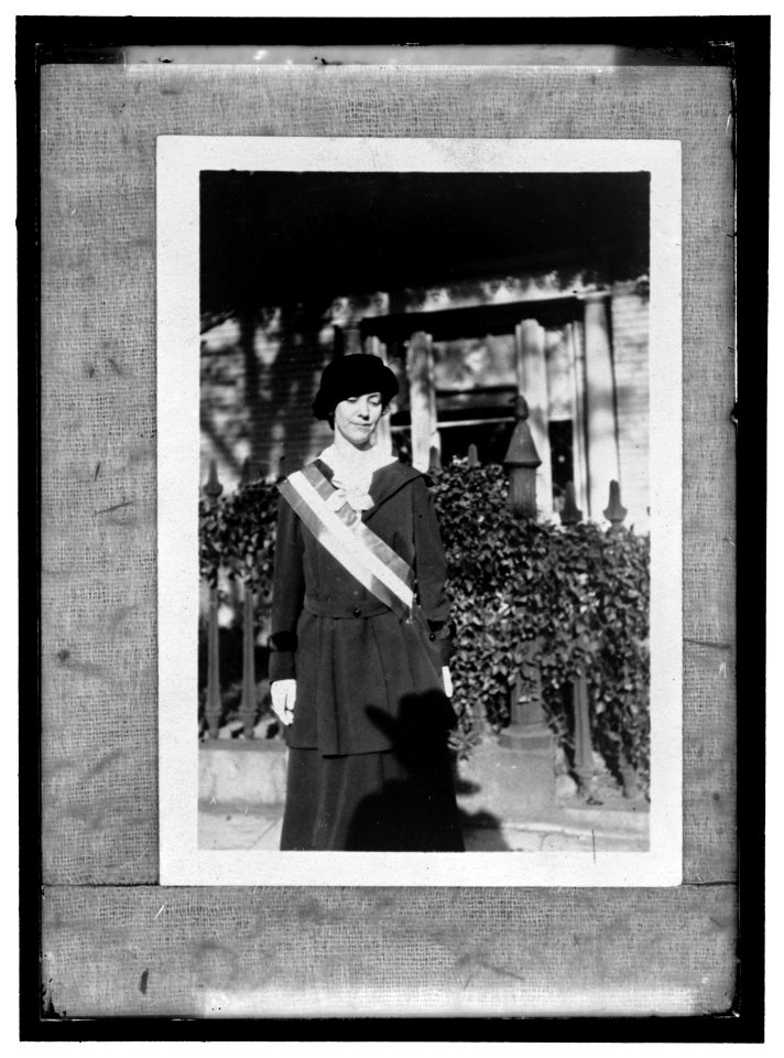CROCKER, RUTH, SUFFRAGIST LCCN2016868470