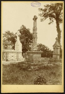 Croix de cimetière de Mauriac - J-A Brutails - Université Bordeaux Montaigne - 0556