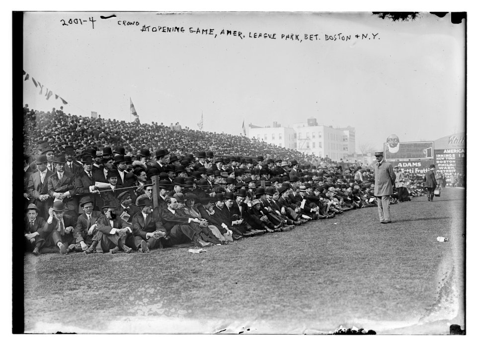 Crowd at opening game, American League Park betw. Boston & N.Y. LCCN2014687904