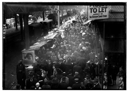 Crowded street, possibly near a subway station LCCN2014690034