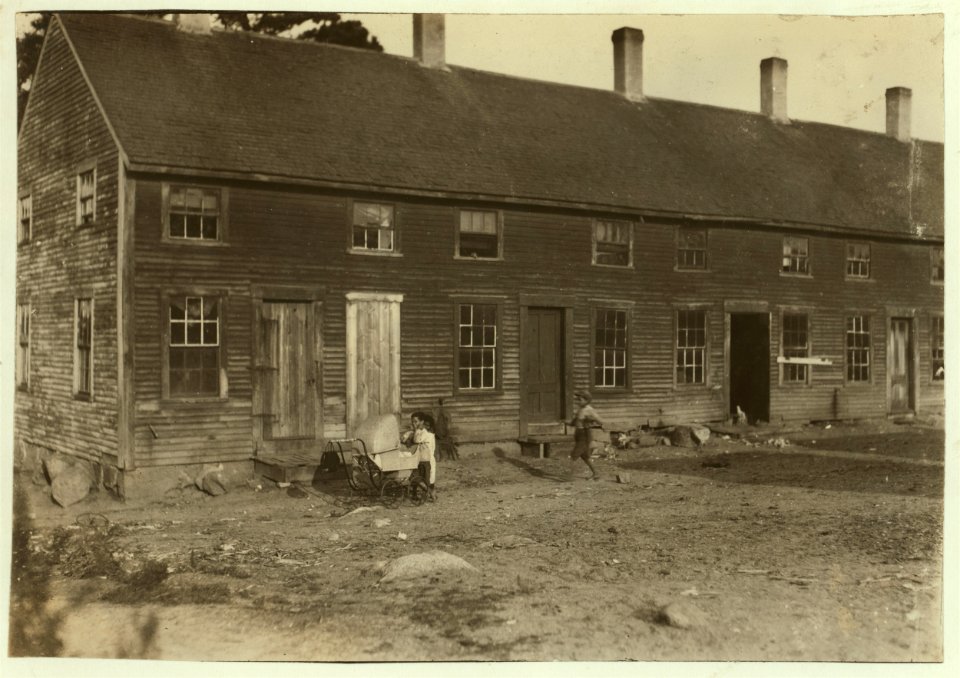 Crowded tenement used by cranberry pickers ('Bravas') or black Portuguese. LOC cph.3a29819