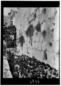 Crowds on Atonement Day at western Temple wall. Jew's wailing place LOC matpc.00235