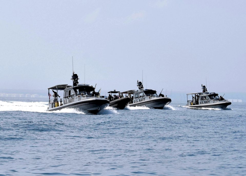 CRS 1 SAILORS TRAIN WITH DJIBOUTIAN FORCES (38381581646)