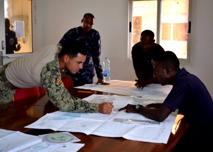 CRS 1 SAILORS TRAIN WITH DJIBOUTIAN NAVY (24566750908)