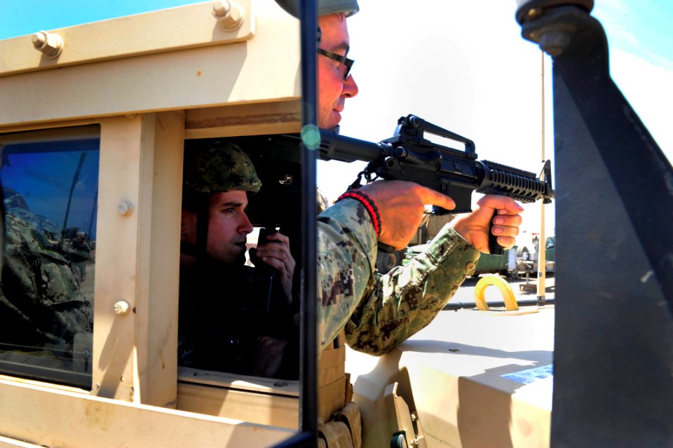 CRS-1 Convoy Training 141024-N-RY232-141