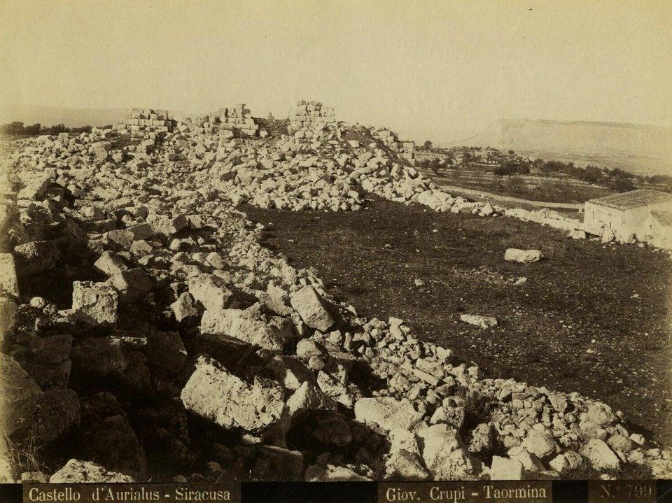 Crupi, Giovanni (1849-1925) - n. 0799 - Castello d'Aurialus (sic) - Siracusa - (Pentapylon)
