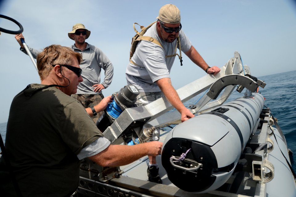 CTG 56.1 conducts UUV operations 130318-N-RE144-066