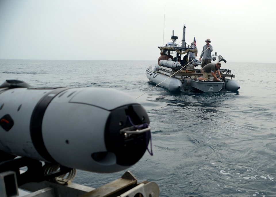 CTG 56.1 conducts UUV operations 130318-N-RE144-132