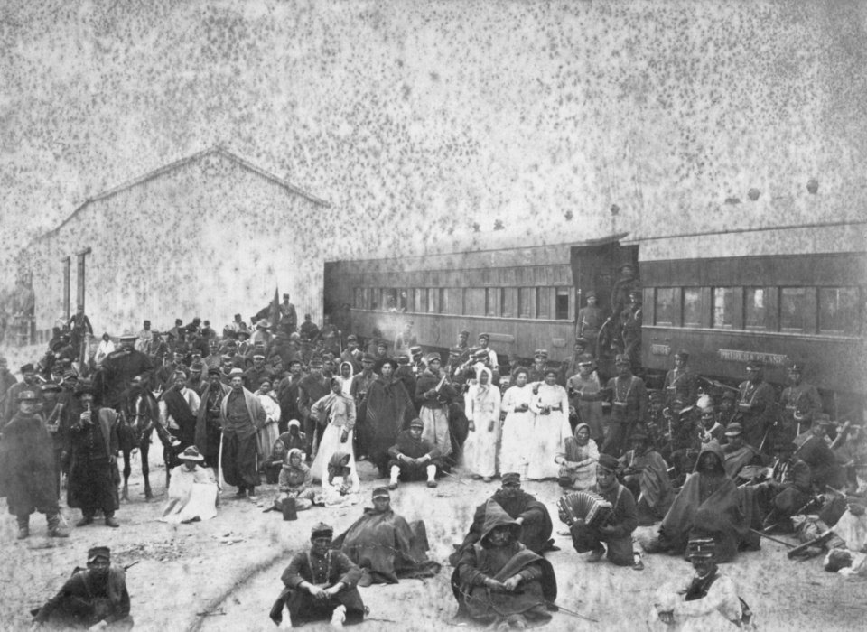 Cubela, Jesús - Truppentransport an der Grenze (Zeno Fotografie)