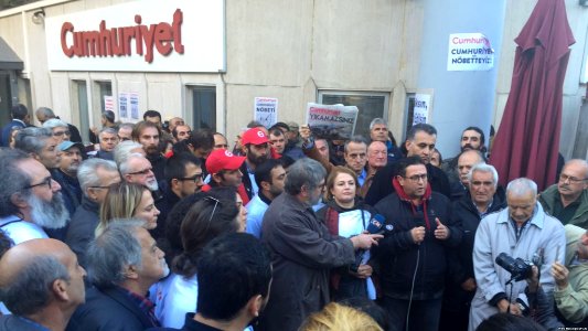Cumhuriyet protests (1)