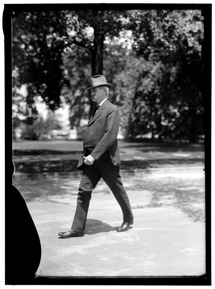 CUMMINS, ALBERT BAIRD. GOVERNOR OF IOWA, 1902-1908; SENATOR, 1908-1926. SNAP LCCN2016864452