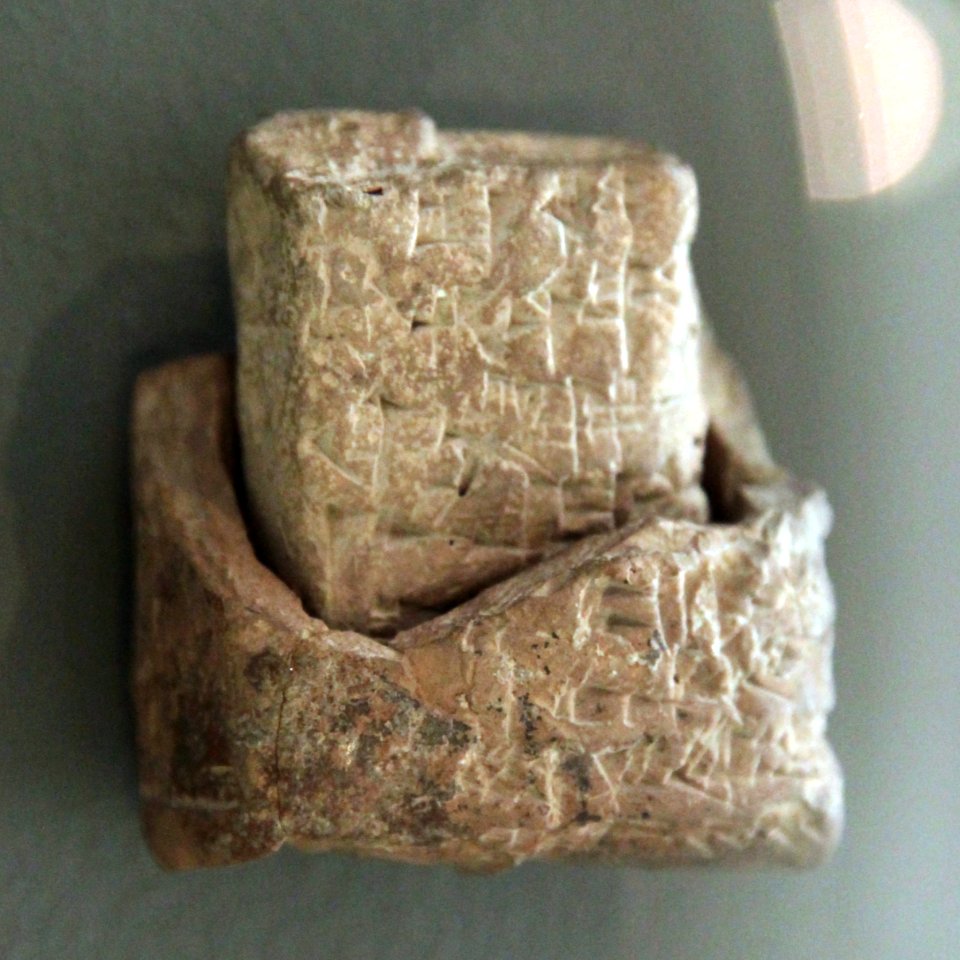 Cuneiforme tablet and enveloppe-MAHG 16161-IMG 9478