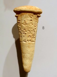 Cuneiform dedication cone of Gudea, Lagash, c. 2200-2100 BC - Harvard Semitic Museum - Cambridge, MA - DSC06152 photo