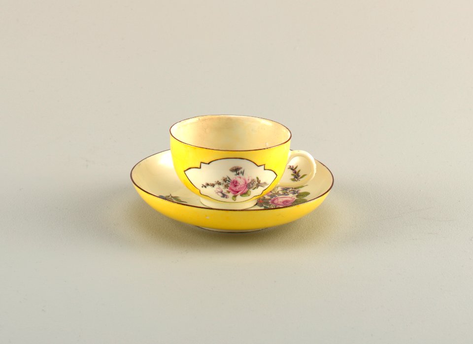 Cup And Saucer (Germany), mid-18th century (CH 18175811)