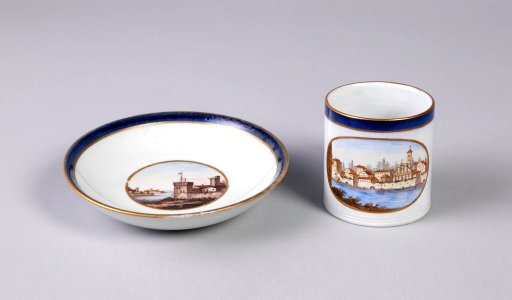Cup And Saucer (Italy), ca. 1790–1800 (CH 18704193-3)