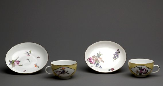 Cup And Saucer (Germany), mid-18th century (CH 18175731-2)
