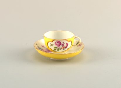 Cup And Saucer (Germany), mid-18th century (CH 18175567)