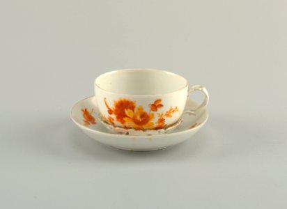 Cup And Trembleuse Saucer, 1763–1774 (CH 18395705)