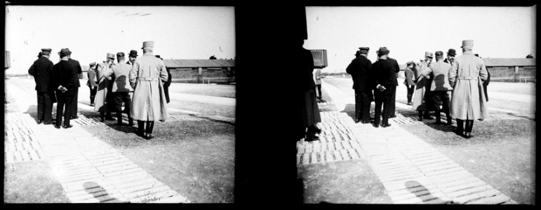 Cuperly. HOE (hôpital d'évacuation). 31-03-16. Visite de délégués étrangers - Fonds Berthelé - 49Fi558