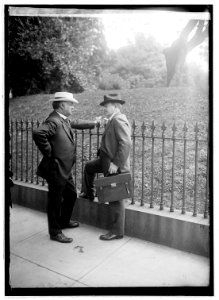 Curtis & Mondell, 5-22-22 LCCN2016846392