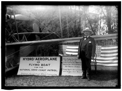 CURTISS AIRPLANE. CURTISS HYDROAEROPLANE, OR FLYING BOAT EXHIBITED AT HOUSE OFFICE BUILDING LCCN2016864544