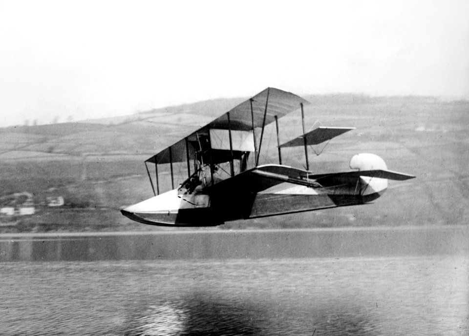Curtiss F of M Reid over Keuka Lake