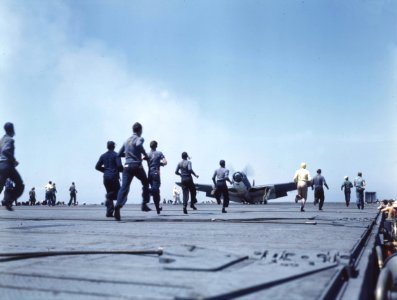 Curtiss SB2C-1 Helldiver of VB-5 land aboard USS Yorktown (CV-10) with a broken tail wheel, circa in May 1943 (80-G-K-15830) photo