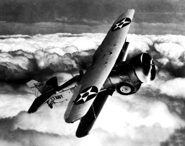 Curtiss XF11C-2 in flight c1932