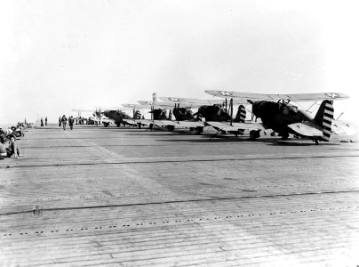 Curtiss SOC-3A Seagulls of VGS-1 are parked on the flight deck of USS Long Island (AVG-1) on 10 May 1942 (80-G-14521)