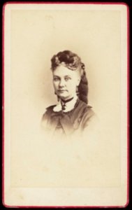 Cusner, Benjamin - carte de visite, Gevignetteerd portret van een vrouw
