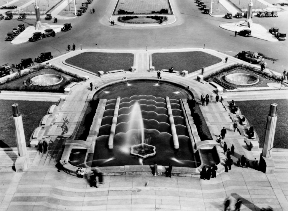 CUT HABS fountain 01