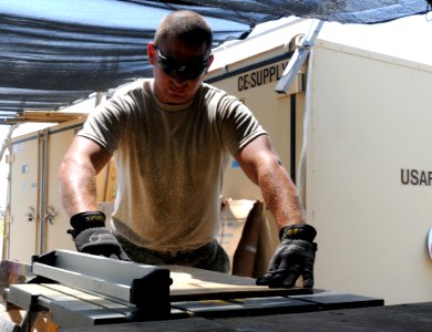 Cutting plywood DVIDS268213