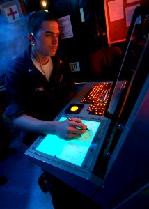 CVN65 Air trafficController 071114-N-3620B-002