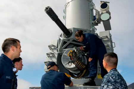 CWIS maintenance 141005-N-MD297-024