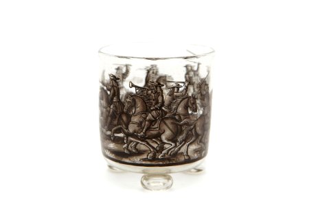 Cylindrisk bägare av glas på tre kulfötter - Skoklosters slott - 92035