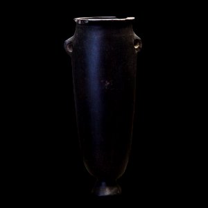 Cylindrical vase-MAHG 22063-IMG 9797-black