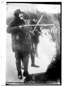 Czar Ferdinand hunting LCCN2014692580