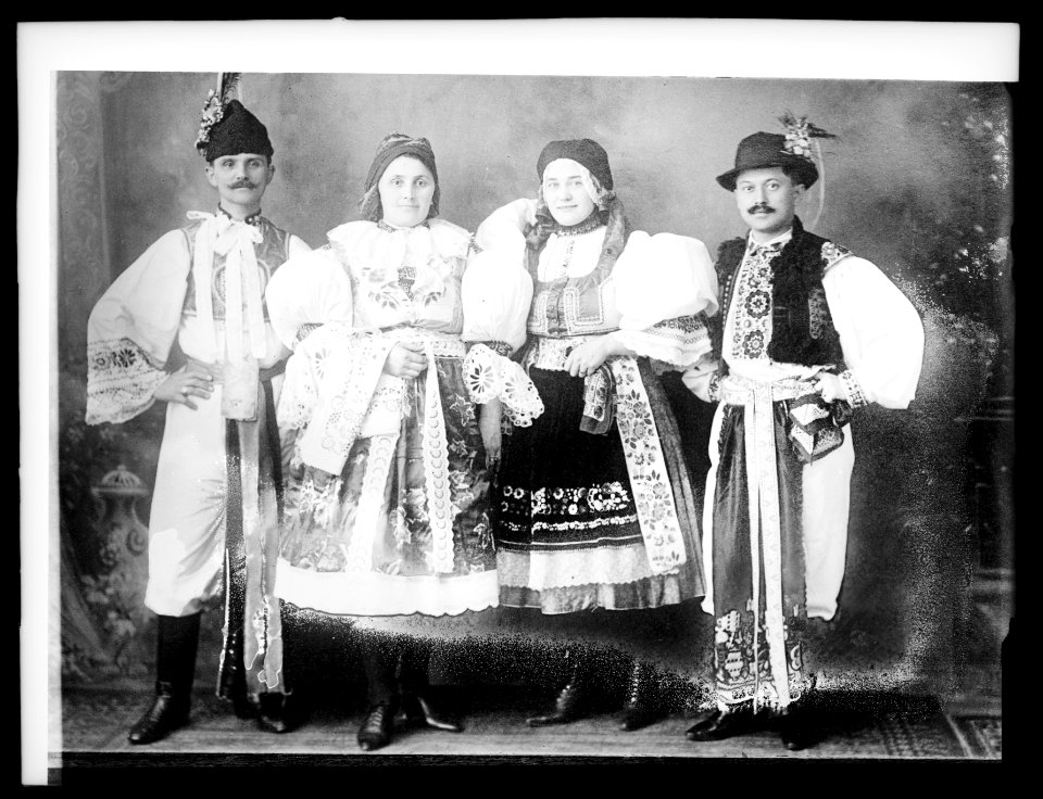 Czecho-Solvak group, Fete of the nations LCCN2016851956