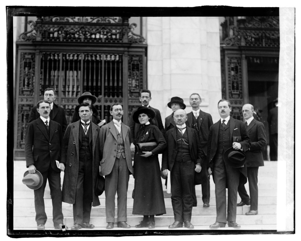 Czechoslovak delegates to International Labor Conf. LCCN2016819844