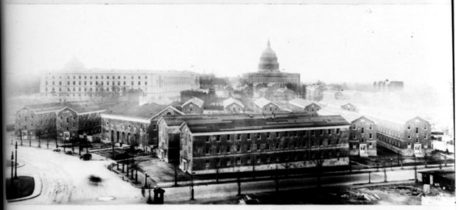 D.C. Wash. - Capitol from Union Station showing government workers' homes in Union Station Plaza LCCN2007678685