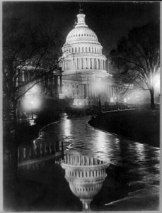 D.C. Washington. Capitol. Exterior. 1920. Night view in rain, showing automobiles LCCN2004668163