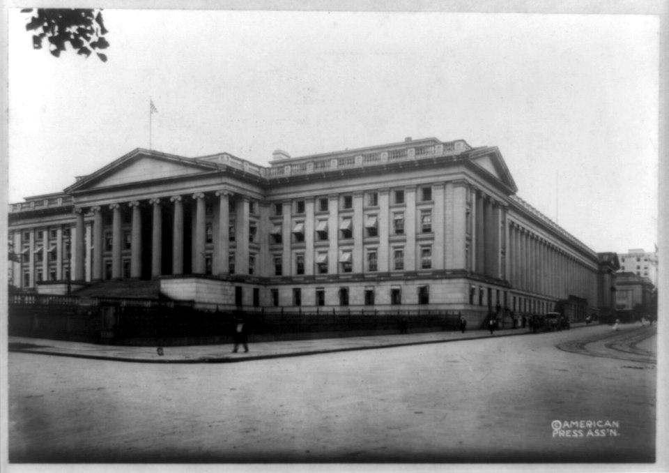 D.C., Washington, Treasury Building, 1910, exterior LCCN96510906